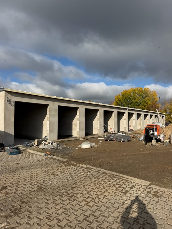 Budowa garaży ciąg dalszy